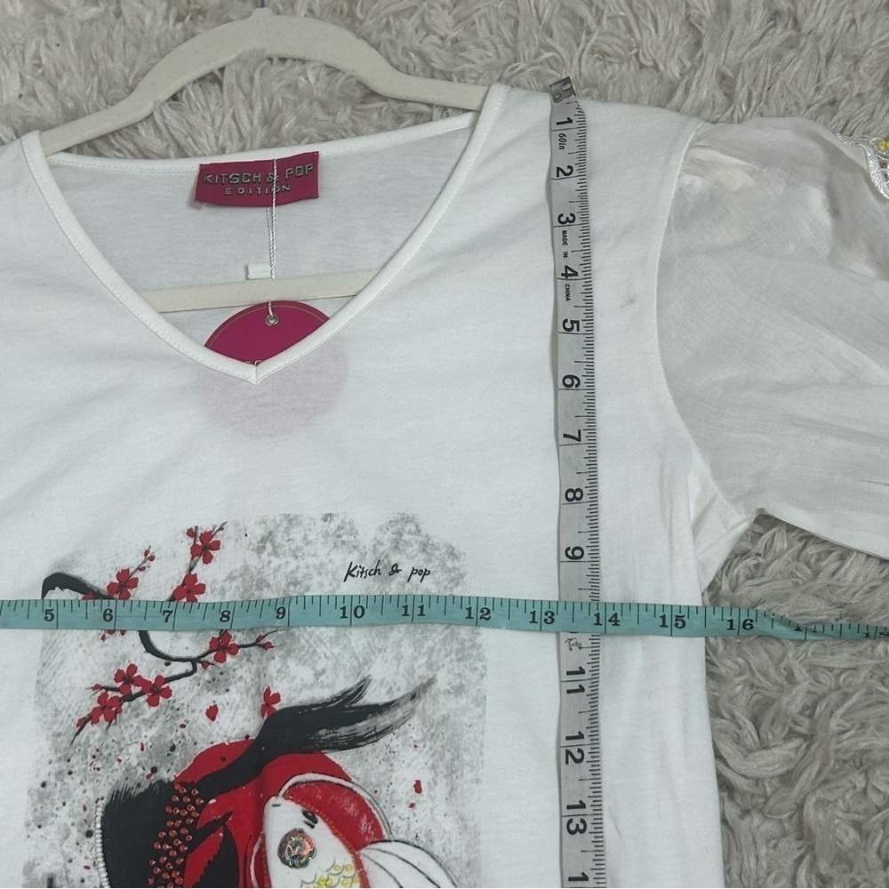 Kitsch & Pop Koi Fish Lace Sleeve Top NWT - Picture 12 of 13